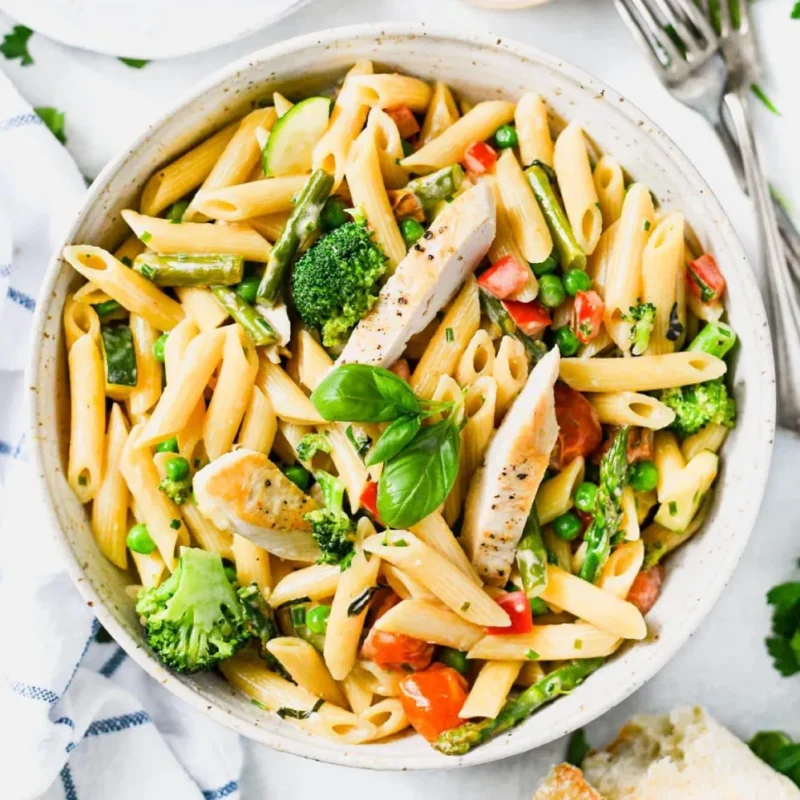 CHICKEN PASTA PRIMAVERA